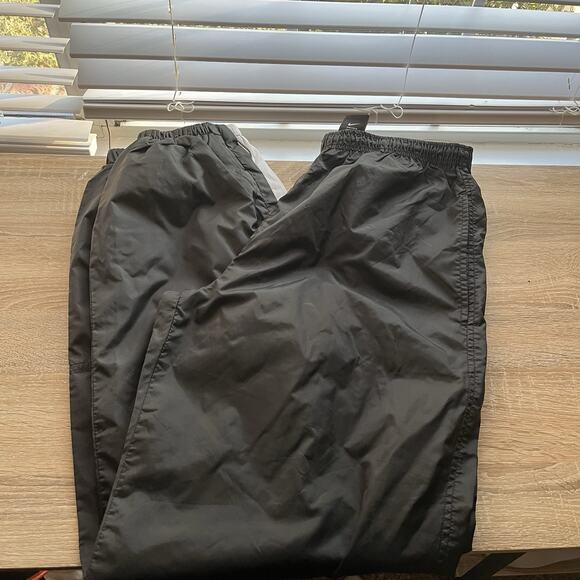 Vintage Nike Pants Mens Medium Black White Athletic Track Windbreaker Sport - Picture 1 of 9